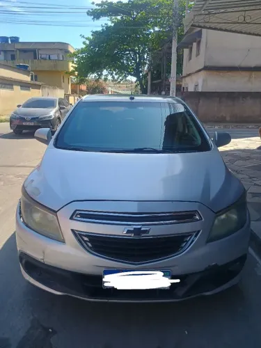 Chevrolet Onix Hatch LTZ 1.4 8V Flex Power Mec. 4P 2015