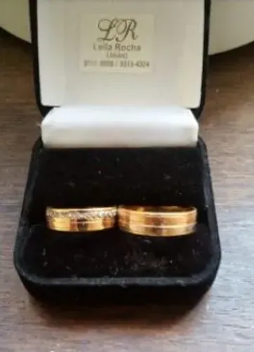 Par de alianças em ouro 18k