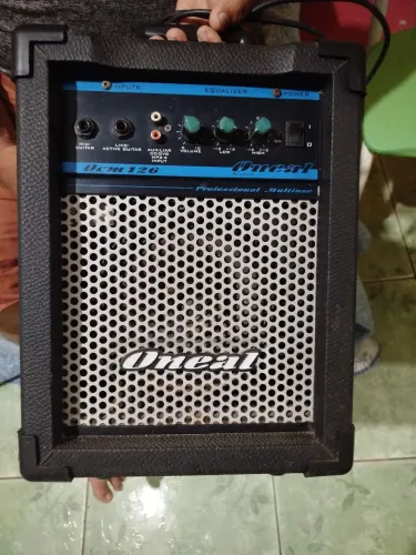 Vende se caixa de som