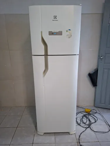 Geladeira Electrolux frosfree duplex