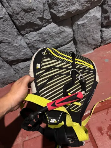 Trapézio Liquid Force Kite surf com Leash - tamanho M 