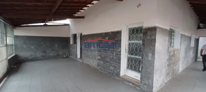 Casa à venda no Jardim Luiza, Jacareí