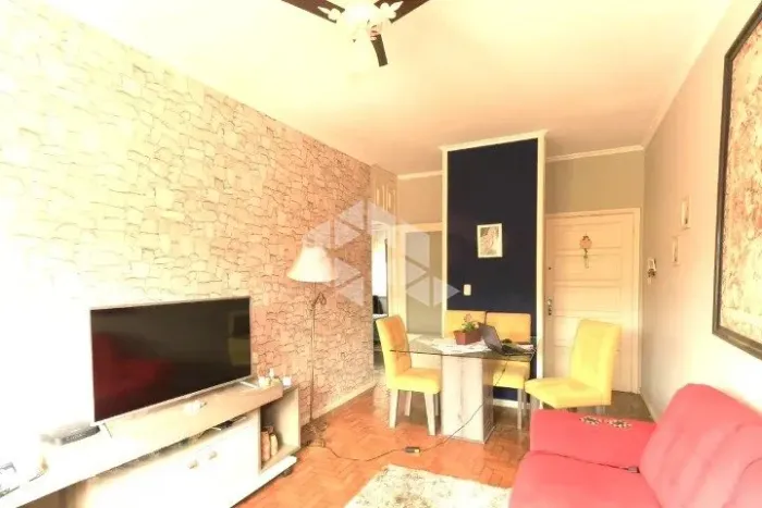 Apartamento 2 dormitórios, Menino Deus, silencioso