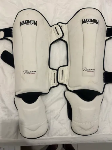 Caneleira Maximum - Muay Thai e Kickboxing 