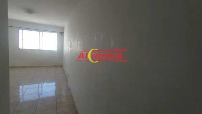EXCELENTE STUDIO 22M² PARA LOCAÇÃO- CENTRO POR R$ 1.000,00