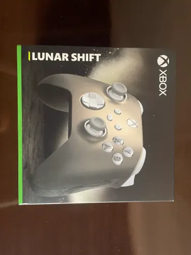 CONTROLE XBOX SERIES E ONE NOVO