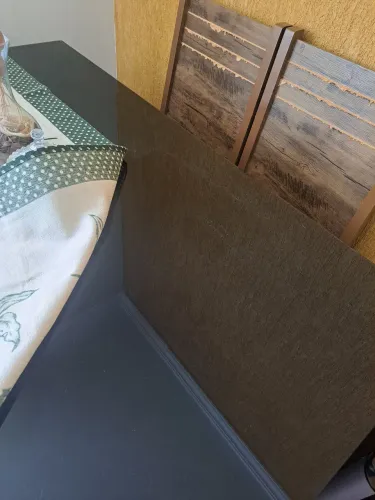 Mesa tampo de vidro com 4 cadeiras 