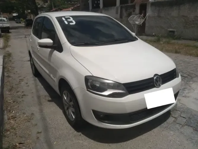 Volkswagen Fox 1.6 MI I Motion Total Flex 8V 5P 2013