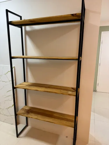Estante metalon + pinus 