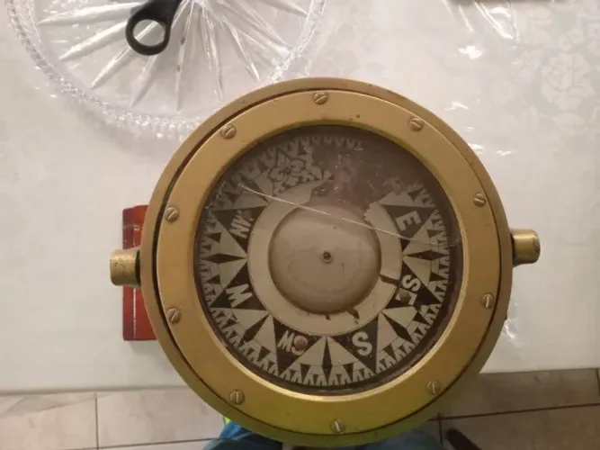 Bússola Náutica Antiga em Latão/Bronze Maciço com Cardan