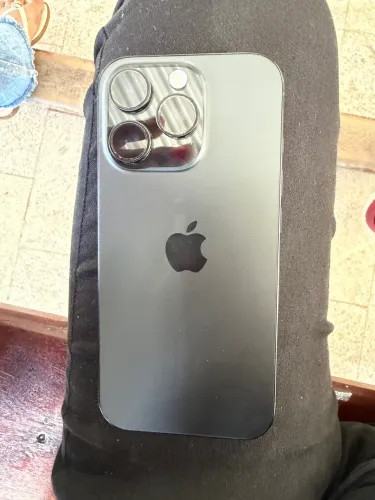 iPhone 16 Pro