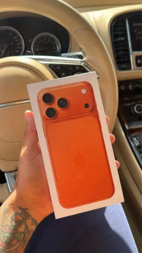 iPhone 17 pro max 256 lacrado