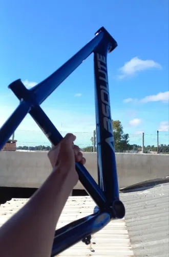 Quadro de bicicleta Nero 5 azul usado mas muito bem conservado