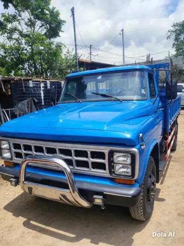 Caminhão Azul Carroceria