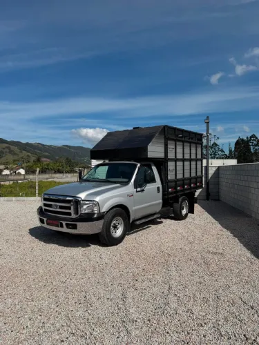 Ford F-350 3.9 Cummins Turbo Diesel Mec. 2007