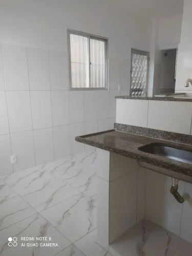 Alugo casa em Bonsucesso