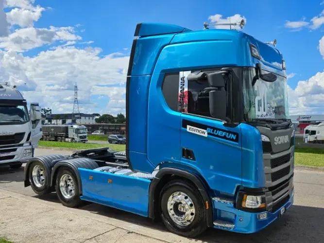 Scania R450 6x2 Ano 2020 Edição especial Blue Fan Carenagem Rodas de alumínio externas