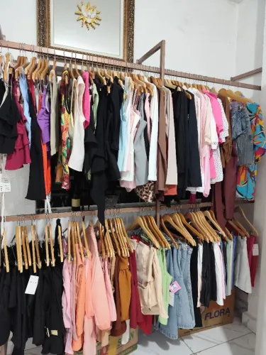 Vendo loja de roupas feminina
