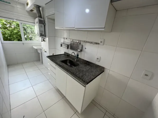 Aluguel 2 quartos em Vila Isabel com 62m2, com varanda,condomínio com piscina,academia,chu