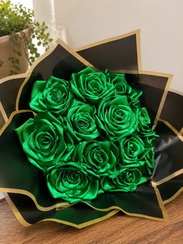     Buquês sob encomenda. Personalize cores, flores e tema! ?