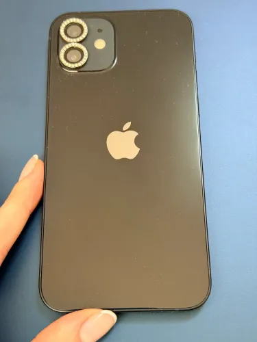 iPhone 12 - bateria 84% - lindo