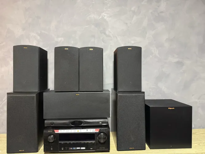 Denom 3700 H - Com caixas Klipsch completo