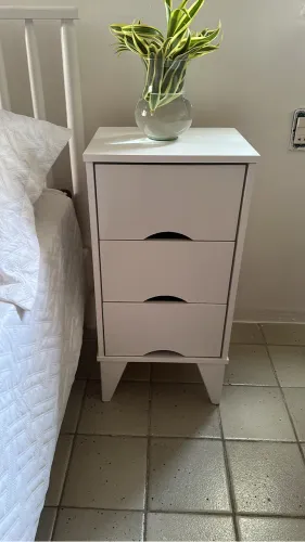 Mesinha cabeceira 3 gavetas mdf