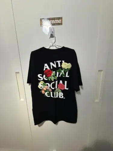 Camiseta Anti Social Social Club Flores - Tamanho G - Nova com etiqueta