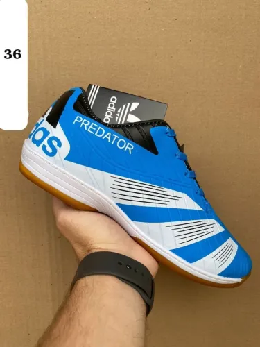 Chuteira Adidas society