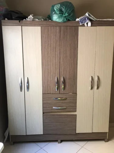 Vendo guarda roupa 