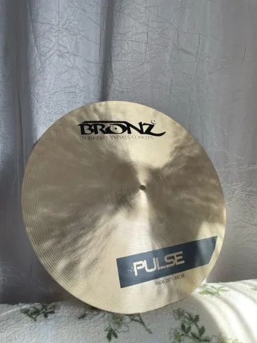 Prato bronz pulse