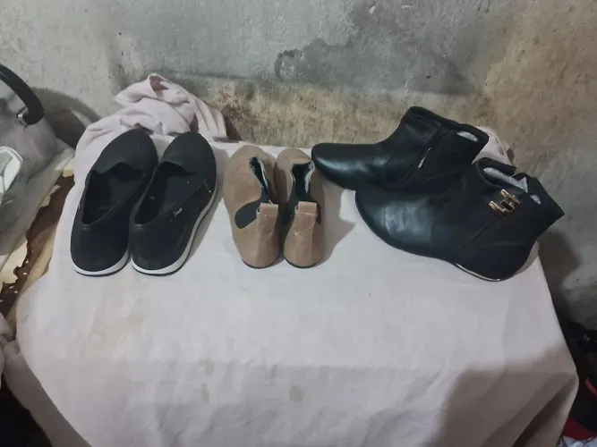 Botas e tênis