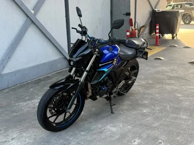 Yamaha Fazer FZ25 ABS 2024 - Pneus Novos, Revisada e Doc OK
