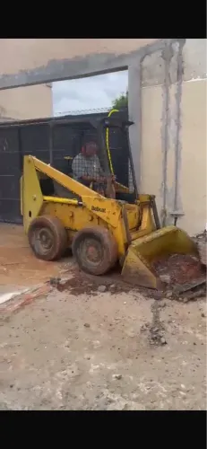 Bobcat funcionando troco por carro