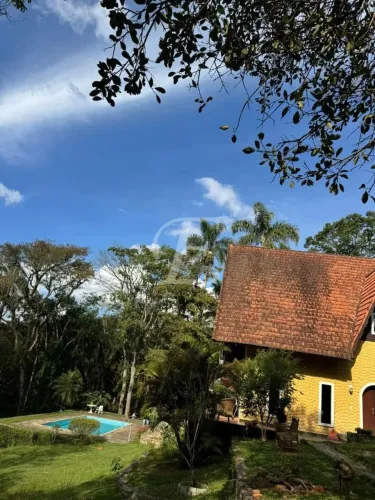 Casa com 5 quartos à venda, 300 m² por R$ 2.700.000 - Serra da Cantareira - Mairiporã/SP