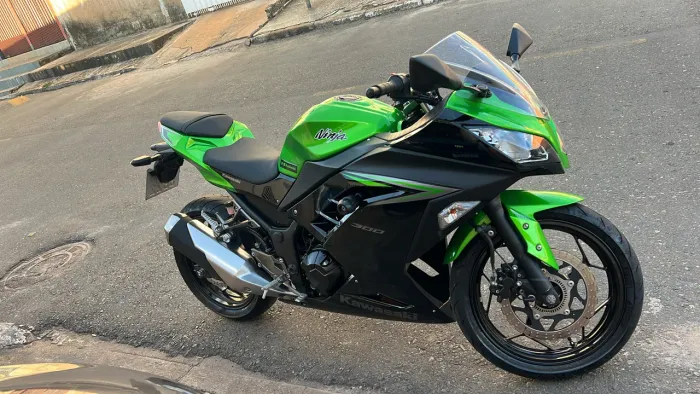Vendo moto ninja 300