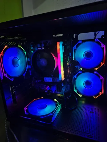 PC GAMER RYZEN 5600GT 16GB 256GB
