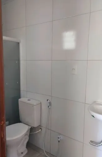 Alugo apartamento novo na farolandia 