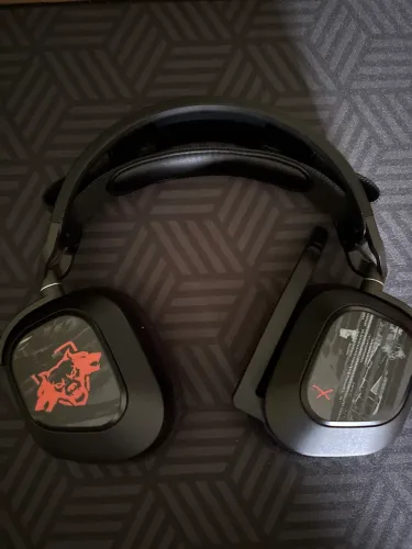 HS 80 Corsair Wireless - Edição Call of Duty: Black Ops 6