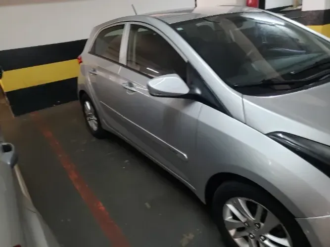 Hyundai HB20 Premium 1.6 Flex 16V Mec. 2014