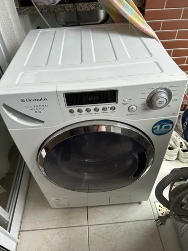 Lavadora e secadora eletrolux lava e seca