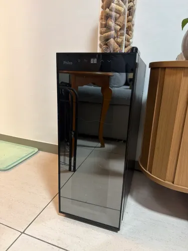 Adega em perfeito estado
