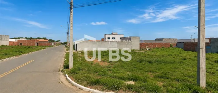 Lote esquina á venda 311 m2 I Residencial do Portal do Oriente I R$ 185 mil