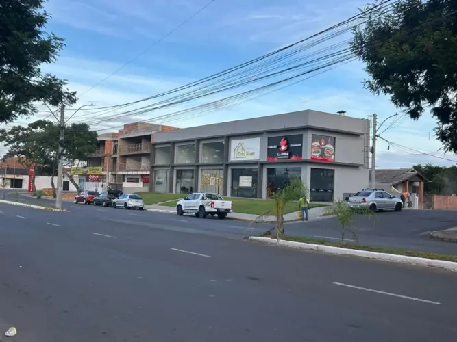 Sala Comercial para Locação ? 68m² com Mezanino em Canoas E