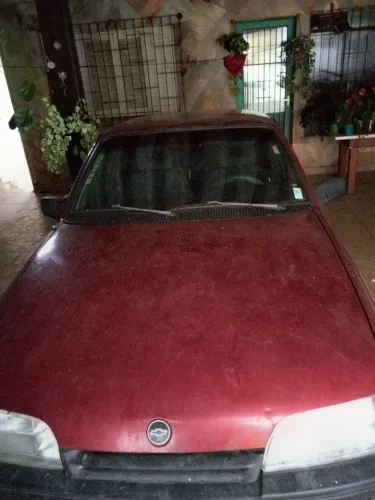 Chevrolet Monza GL 1.8 Efi/ SL/ L/ 650/barc. 2e4p 1996