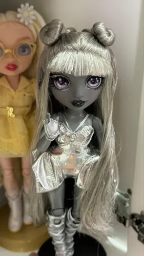 Shadow High Luna