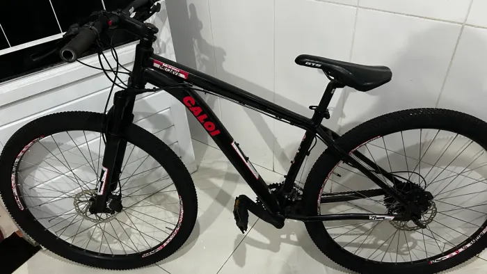     Bicicleta Caloi Aro 29 - Conservada e Pouco Usada