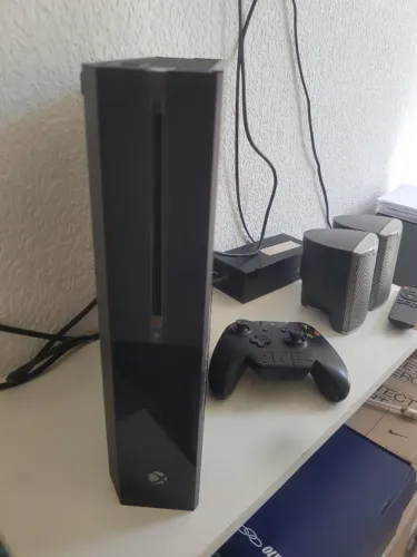 Xbox One Fat com controle