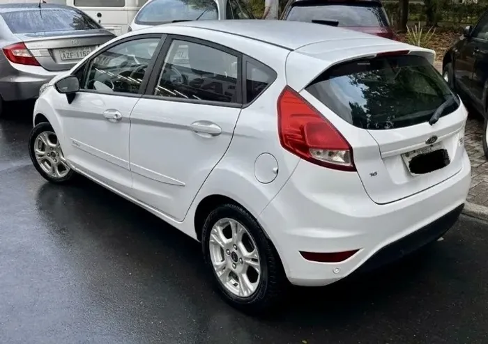 Ford Fiesta 1.6 16V Flex Mec. 5P 2016