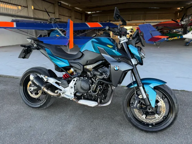 BMW F900 R Plus